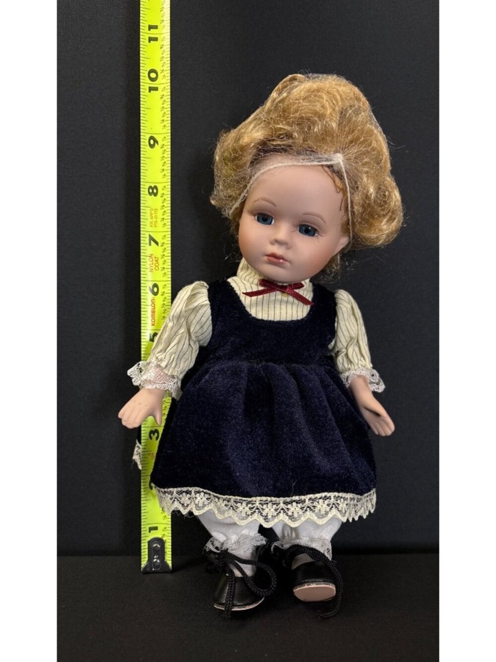 Duck House Porcelain Doll Vintage Blonde Curls Blue Velvet Lace Dress Blue Eyes - Picture 16 of 16